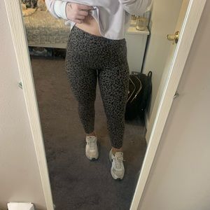 Cheetah 7/8 length leggings